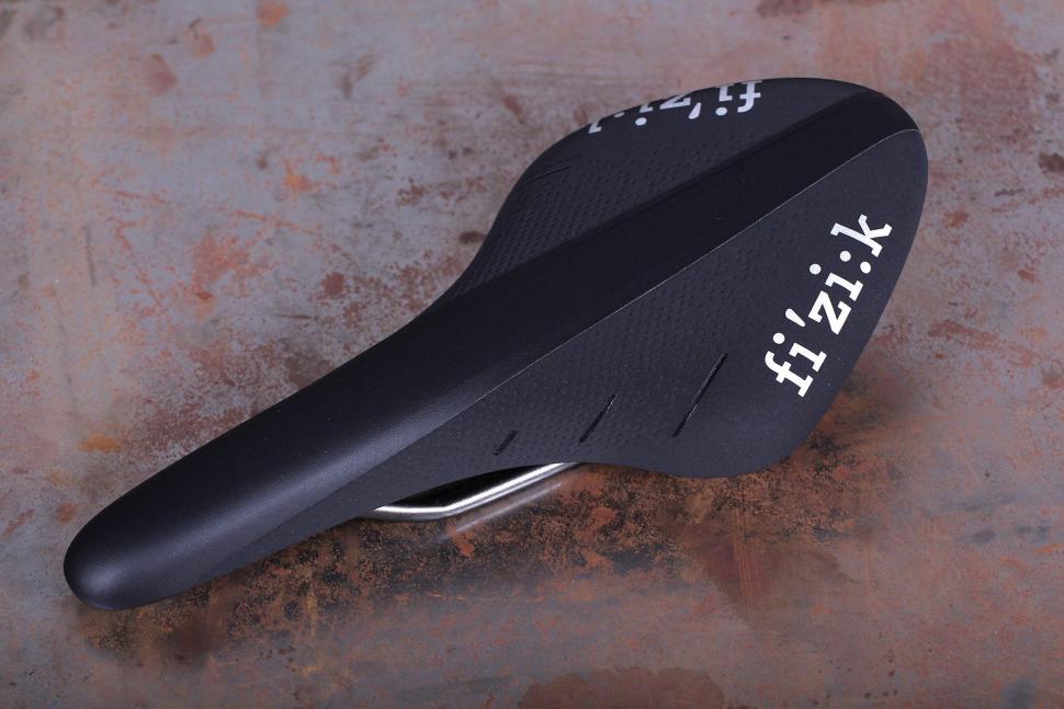 Fizik Arione R3 Large Road Saddle.jpg
