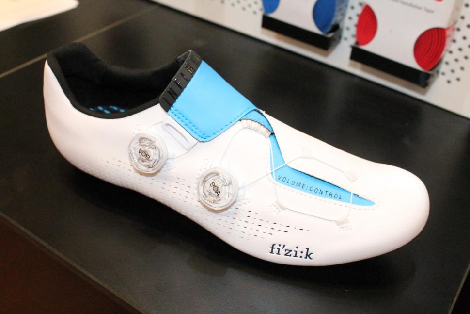 Fizik Movistar shoes - 1.jpg