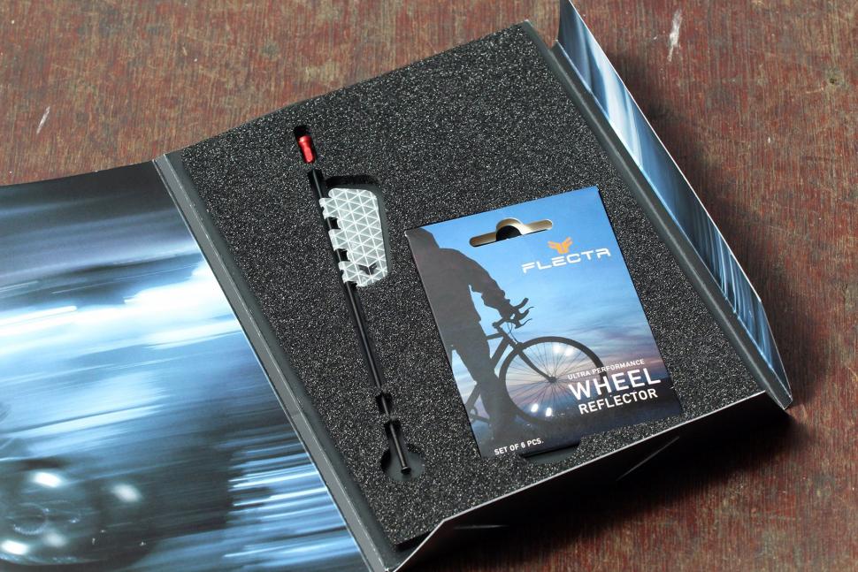 flectr Aerodynamic Wheel Reflector.jpg