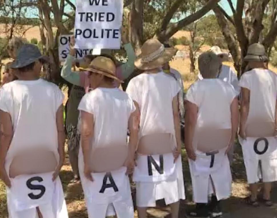 Tour Down Under protest (9 News)