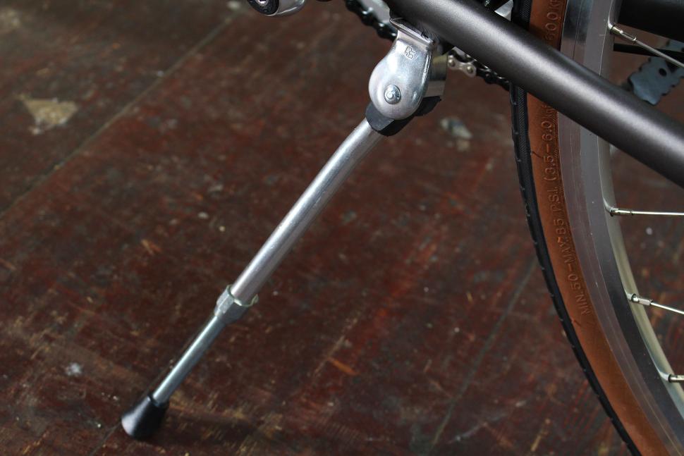 Foffa Urban - kick stand.jpg