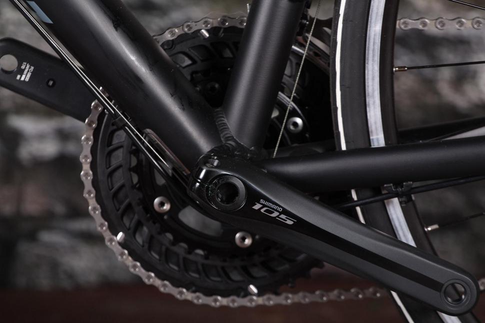 Forme Longcliffe Zero - bottom bracket.jpg