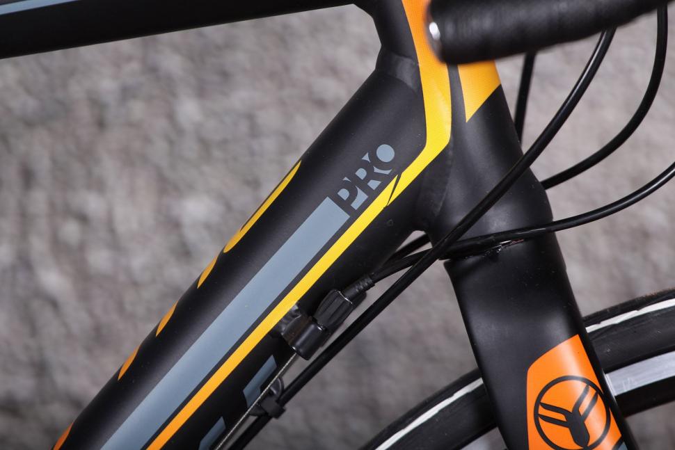 Forme Longcliffe Zero - frame detail.jpg