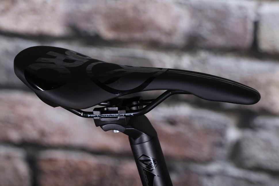 Forme Longcliffe Zero - saddle.jpg