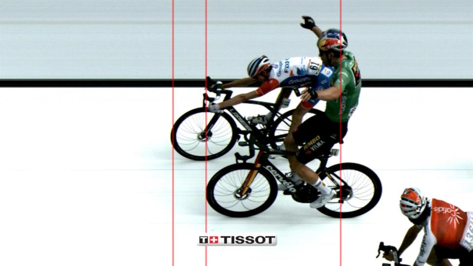 2022 Crit&eacute;rium du Dauphin&eacute; stage three finish