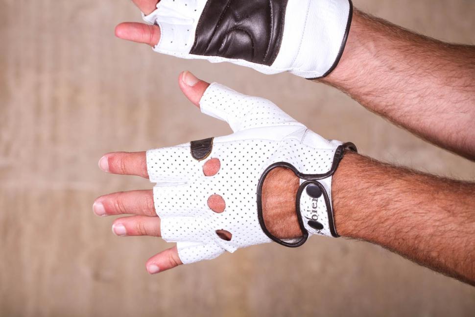 Galibier Campionissimo ll Luxury Mitt - back.jpg
