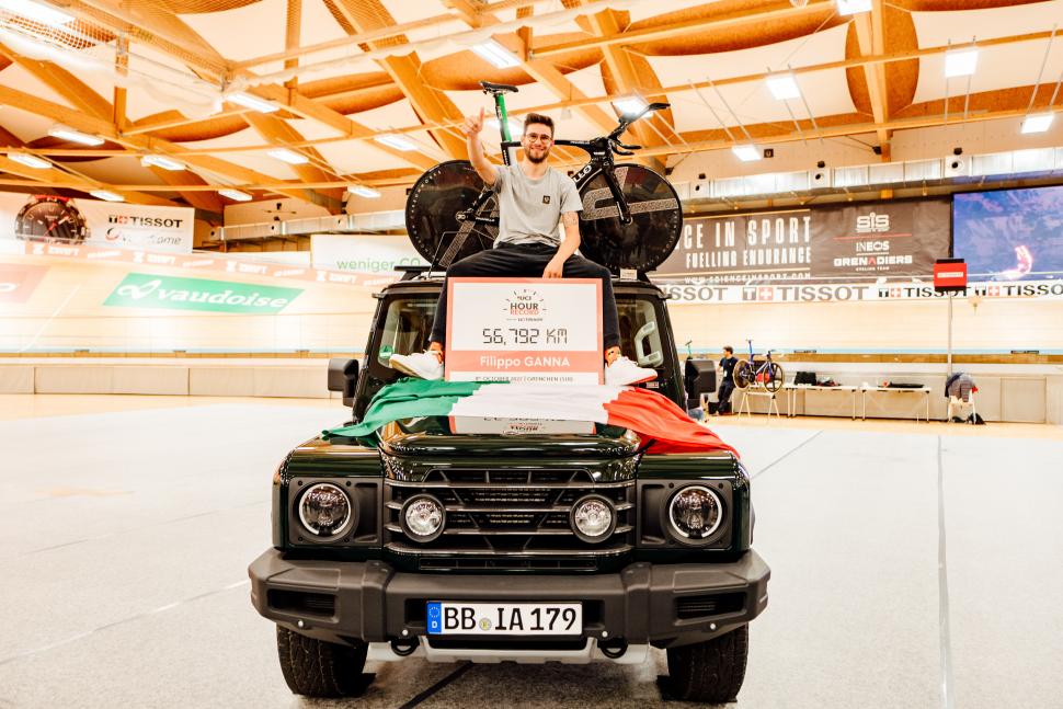 Filippo Ganna breaks UCI Hour record (credit - Ineos Grenadiers)