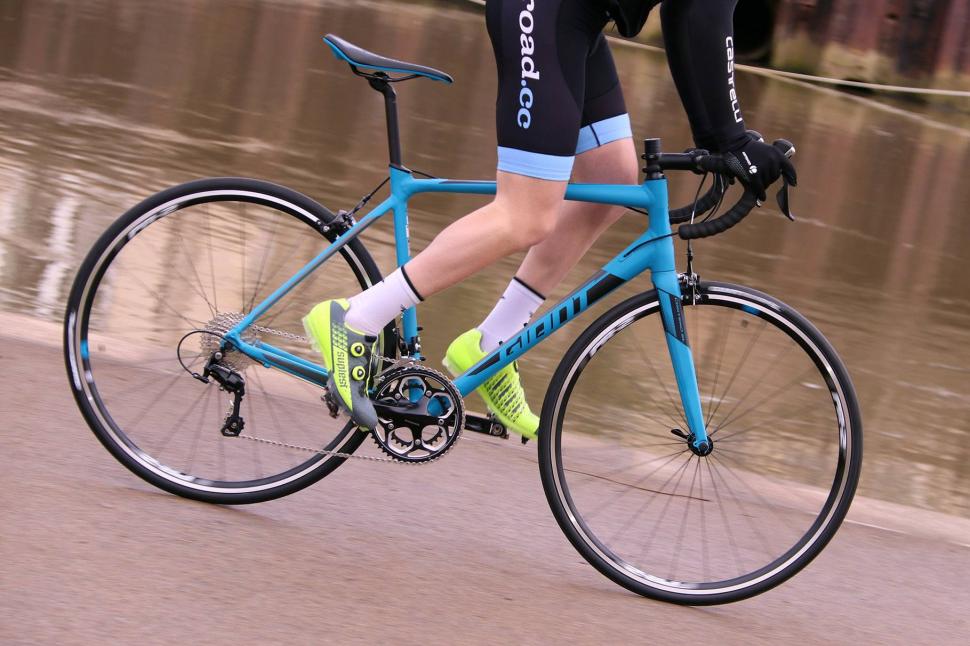 Giant Contend SL 1 - riding 4.jpg