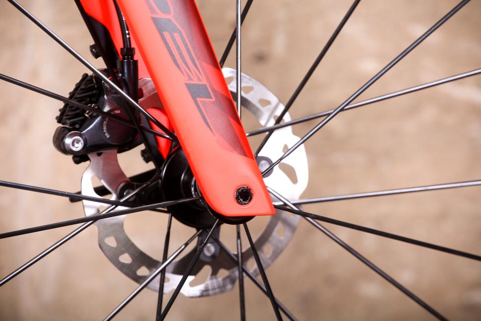 Giant Propel Advanced Disc - fork detail.jpg