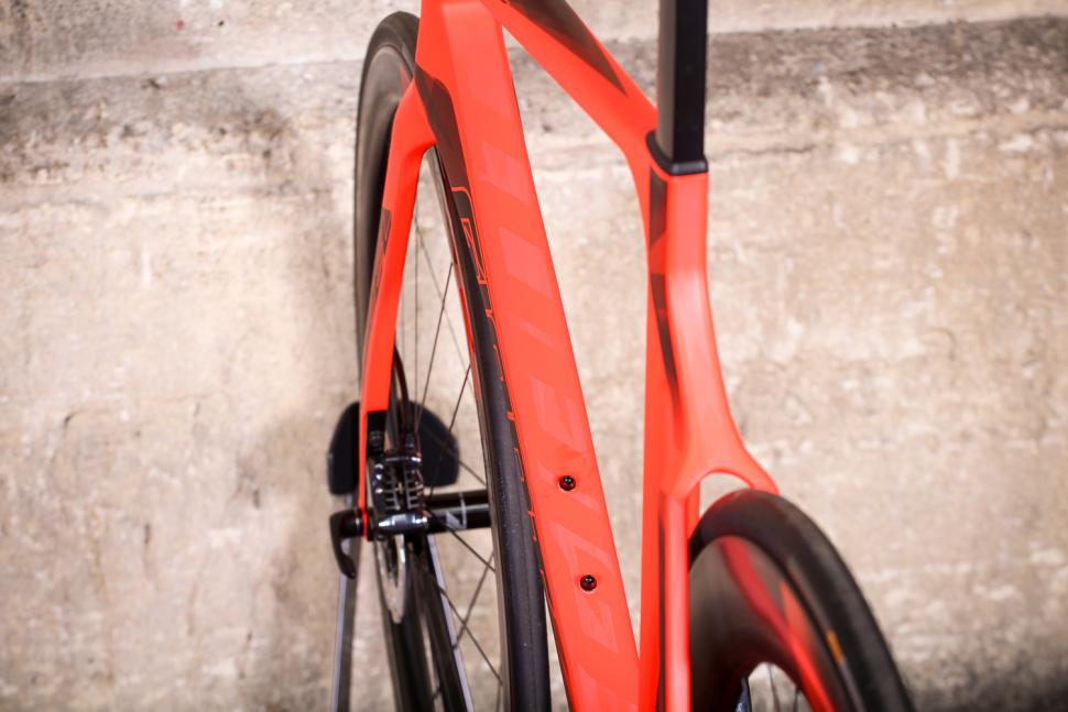 Giant Propel Advanced Disc - mono stay.jpg