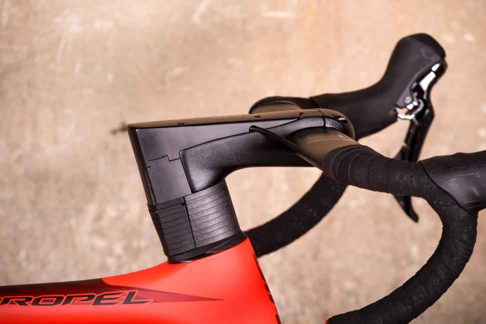 Giant Propel Advanced Disc - stem.jpg