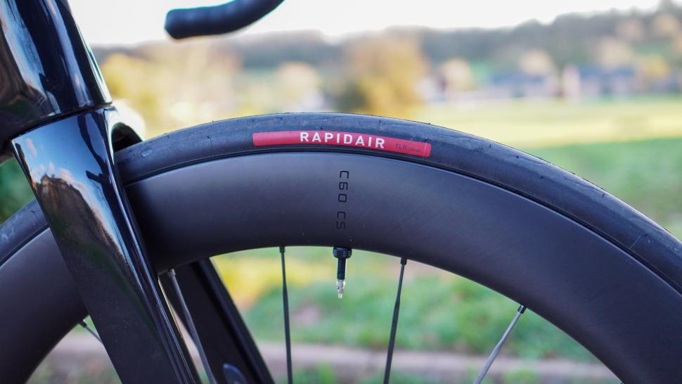 Giant Propel Custom Build Yoeleo C60 wheel
