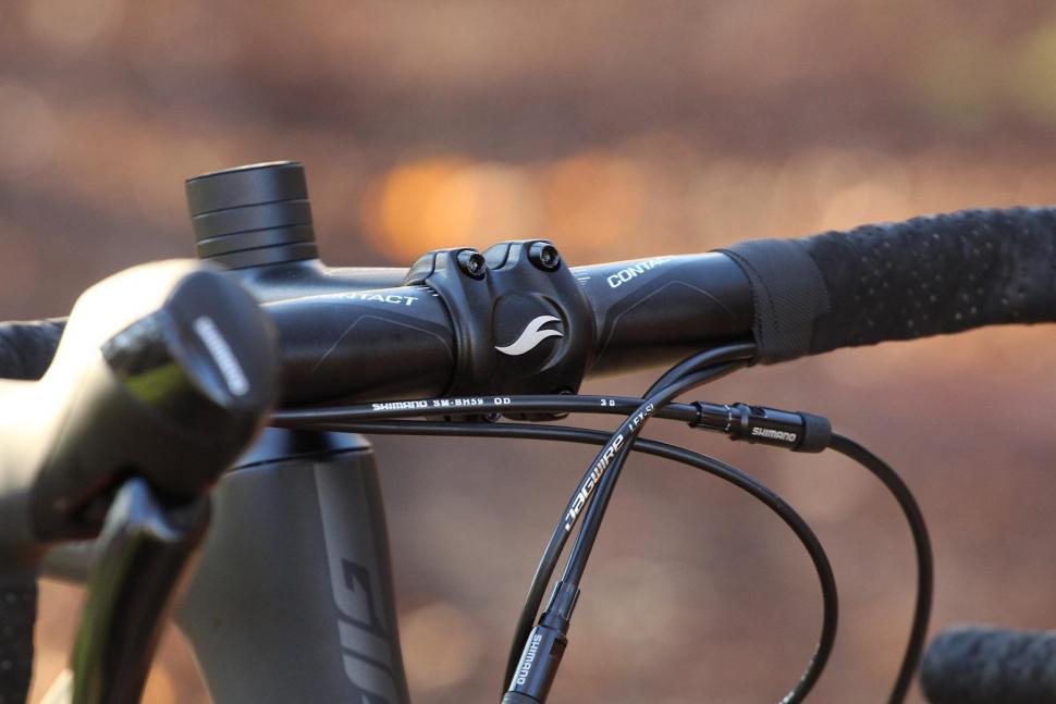Giant TCR Advanced 2 Disc - bars 2.jpg