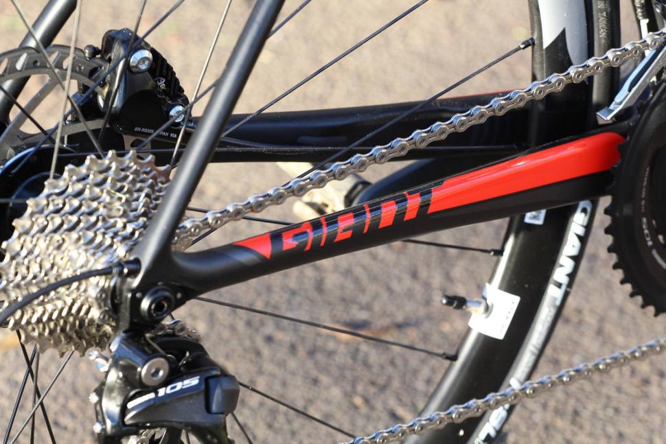 Giant TCR Advanced 2 Disc - chian stay.jpg