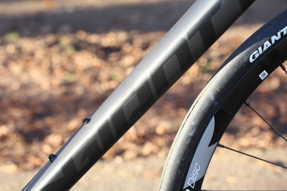 Giant TCR Advanced 2 Disc - down tube.jpg