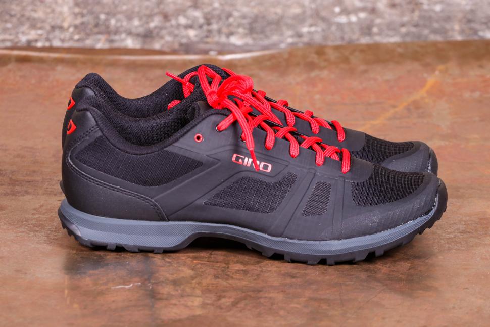 Giro Gauge MTB Cycling Shoes - side.jpg