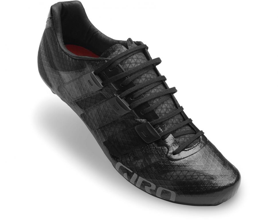 Giro_S_ProlightTechlace_Black_34.jpg