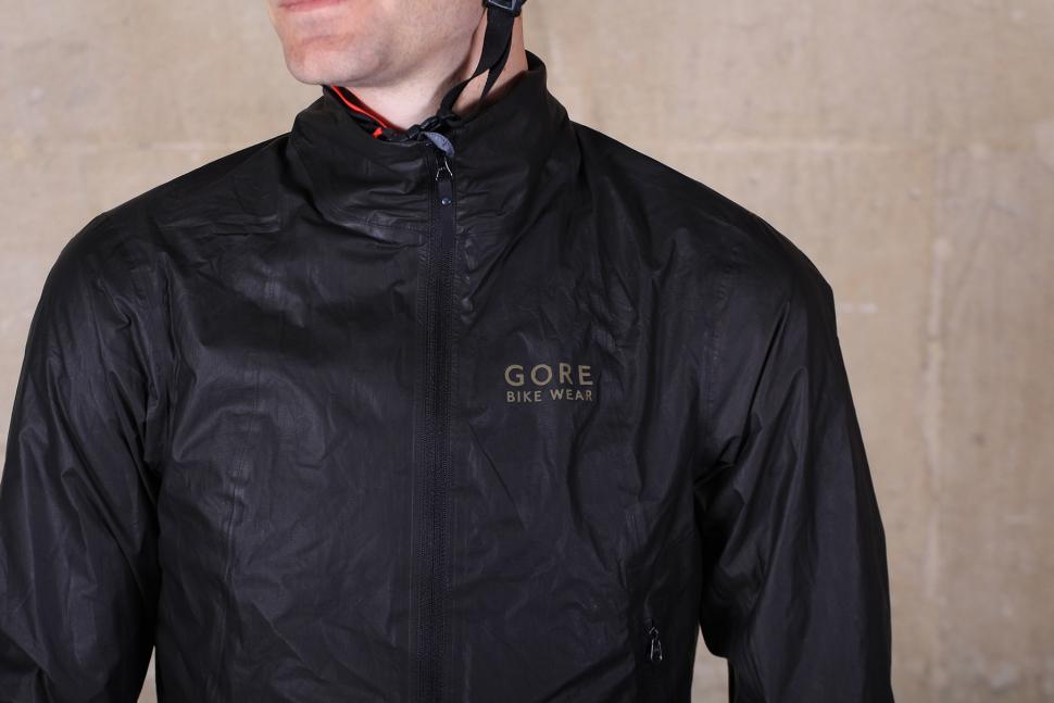 Gore Bike Wear ONE GORE-TEX Active Bike Jacket - chest.jpg