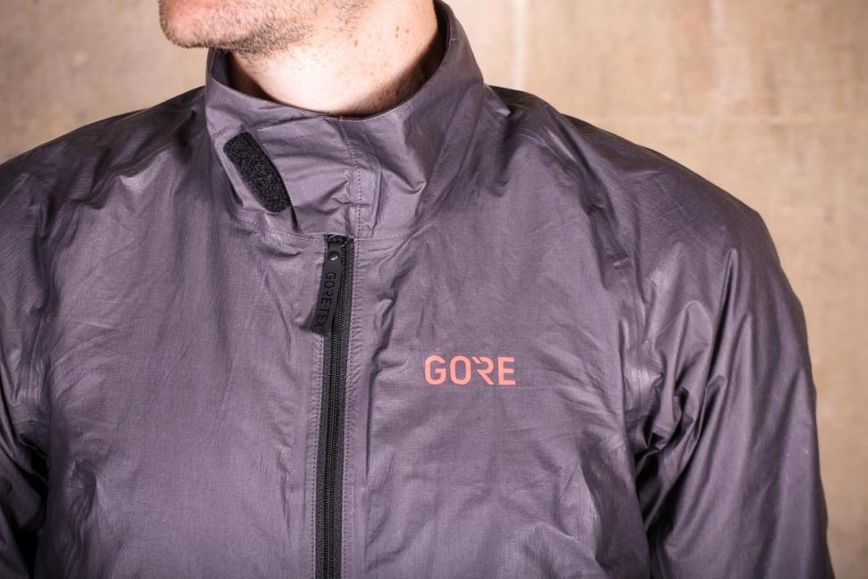 Gore C5 Gore-Tex Shakedry 1985 Insulated Jacket - chest 2.jpg