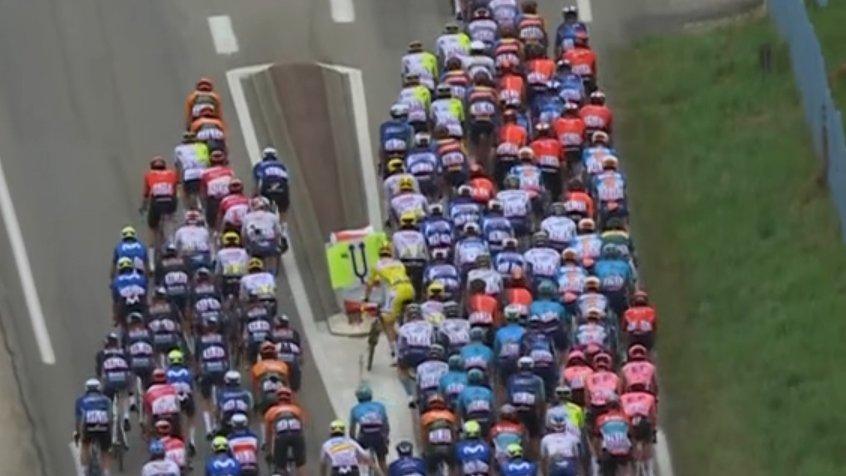 Pogacar avoids crash (ITV)