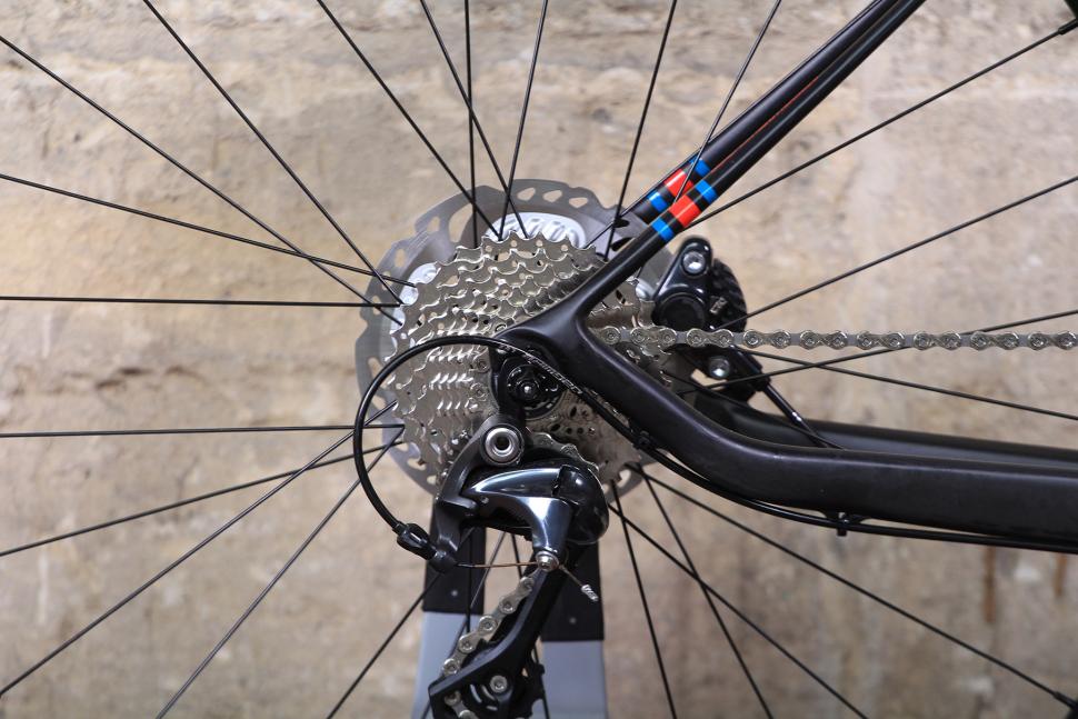 GT Grade - rear dropout.jpg