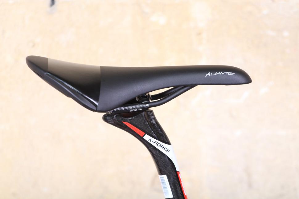 GT Grade - saddle.jpg