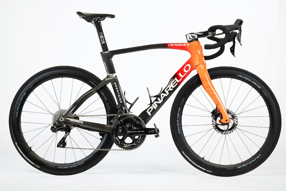 Geraint Thomas Pinarello Dogma F (MatchWornShirt)