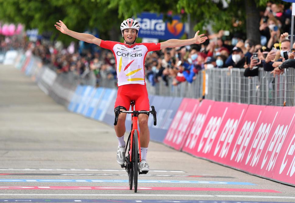 Guardia Sanframondi of Cofidis swears it was THIS big at the Giro d'Italia - credit Miwa Iijima:Cor Vos:SWpix.com_.JPG