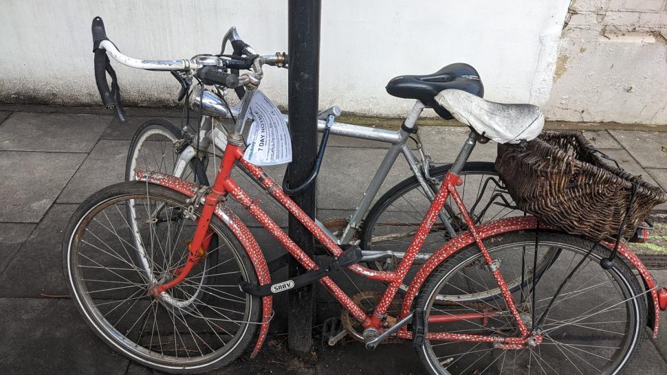 Hackney Council nuisance notices on bikes (Twitter, bikesandbabies)
