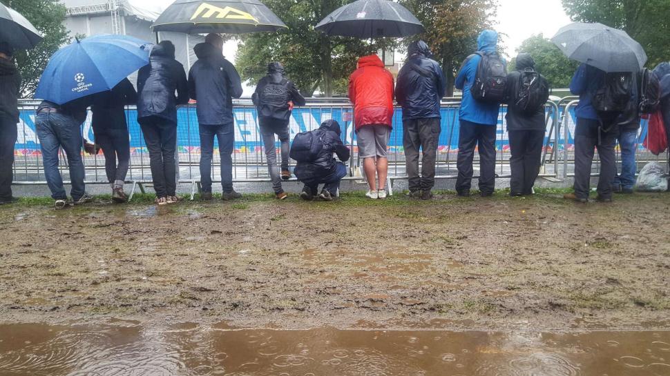 Harrogate Worlds 2019 fan zone mud (credit Simon MacMichael)