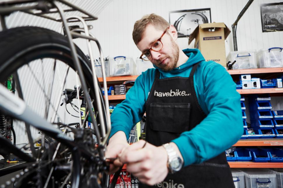 Havebike bike mechanic - fix your bike.PNG