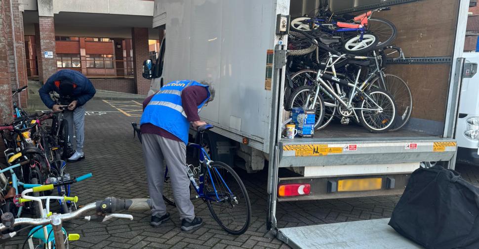 Prison inmates refurbish bikes as part of charity project (Swale Borough Council)