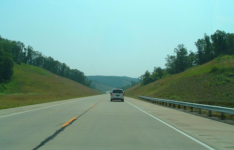 highway 8 - wikimedia commons