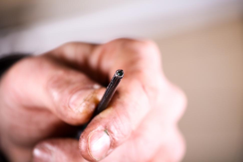 How to fit cable outer 01