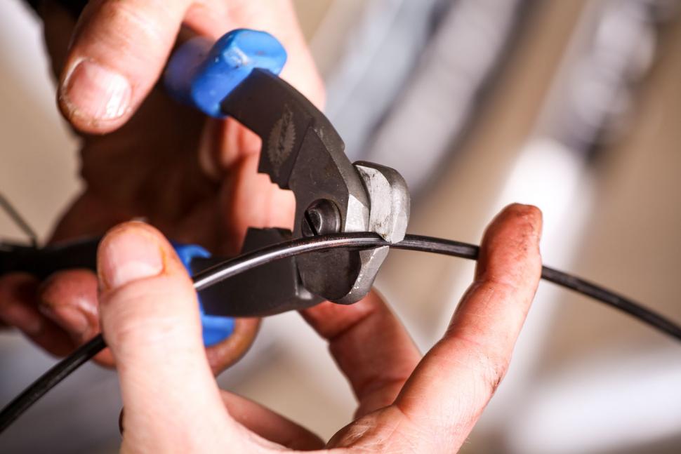 How to fit cable outer 03