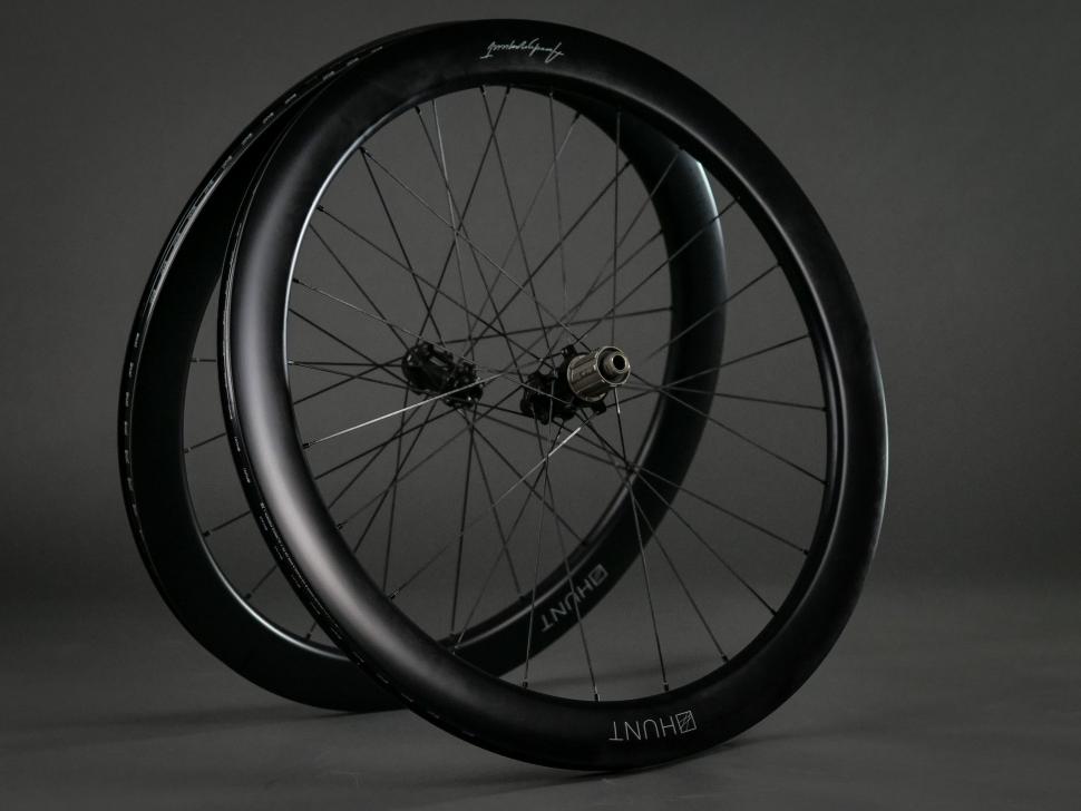 Hunt 54 Aerodynamicist Carbon Disc Wheelset-1