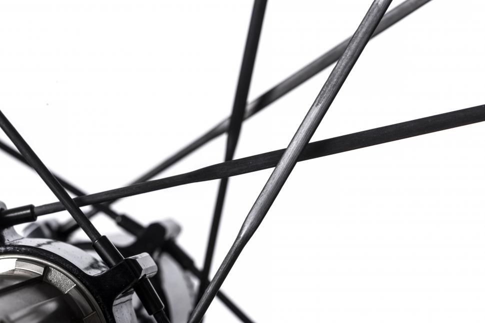 Hunt 32 Aerodynamicist UD Carbon Spoke 5