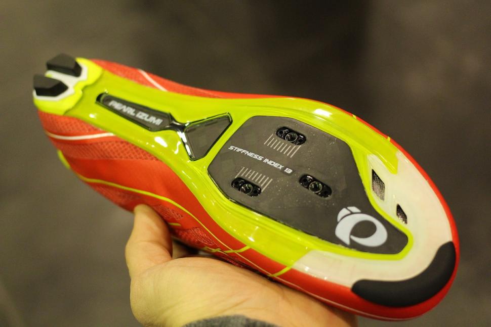 iceBike 2016 - Pearl Izumi Pro Leader sole.jpg