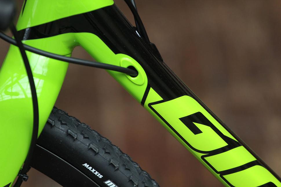 Giant TCX SLR1 - cable routing 2