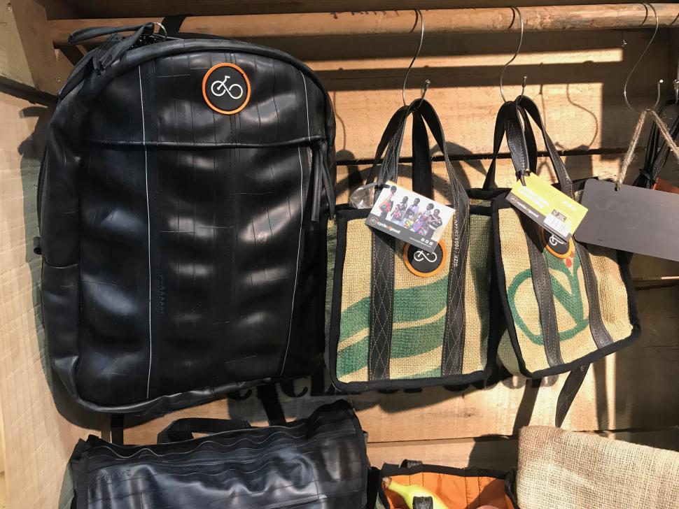 Cycle show 2019 inner tube bag