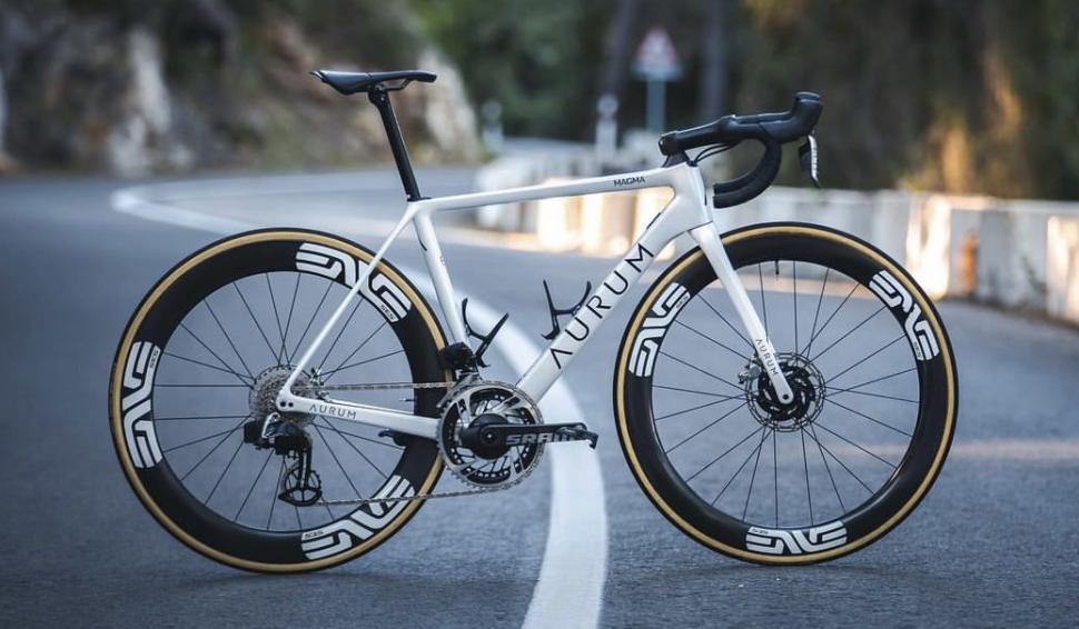2023 Aurum Magma full bike