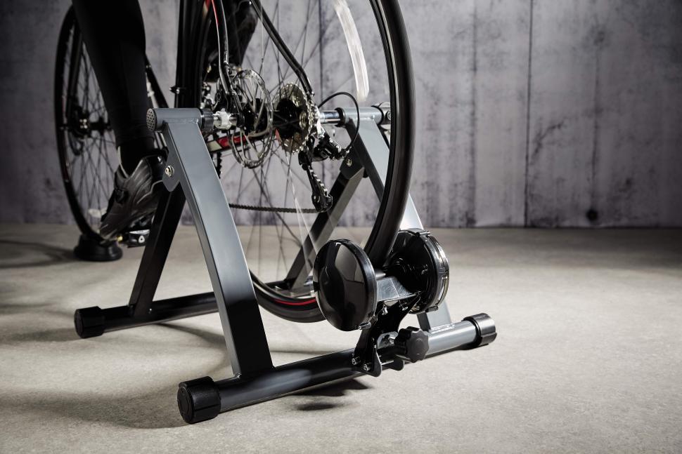 Indoor Bike Trainer (5)