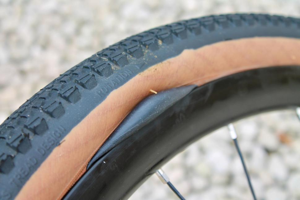 Inner tube bulging-tyre not seated correctly - 1.jpeg
