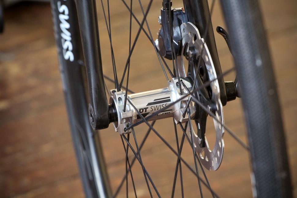 J Guillem Orient - front hub.jpg