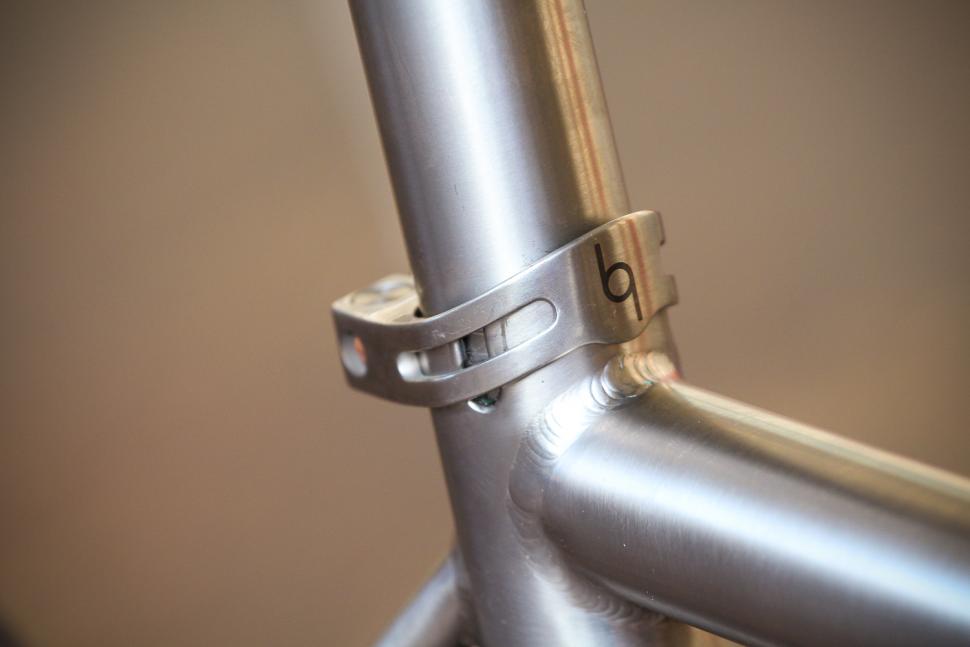 J Guillem Orient - seat post collar.jpg