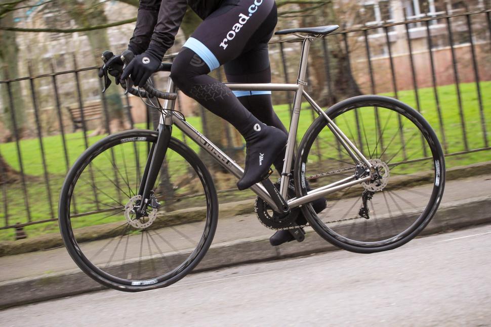 J.Guillem Orient - riding 4.jpg
