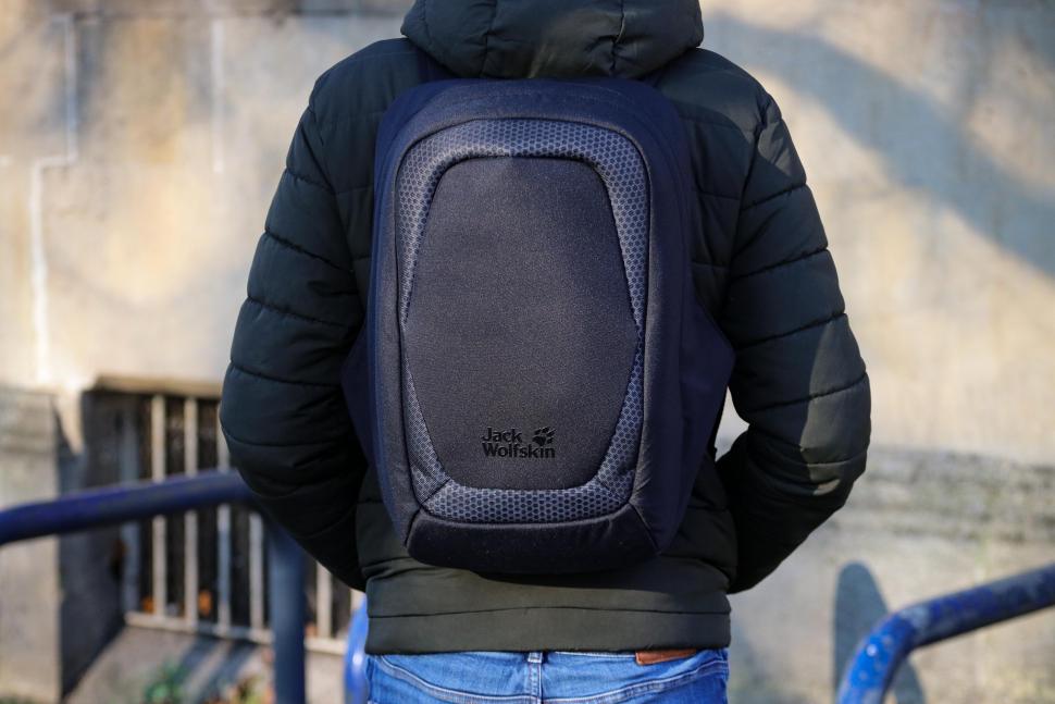 Jack Wolfskin Neuron Backpack 2.jpg