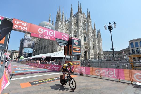 Jos van Emden wins final stage of 100th Giro d'Italia (picture credit  LaPresse - D'Alberto - Ferrari - Paolone - Spada).jpg