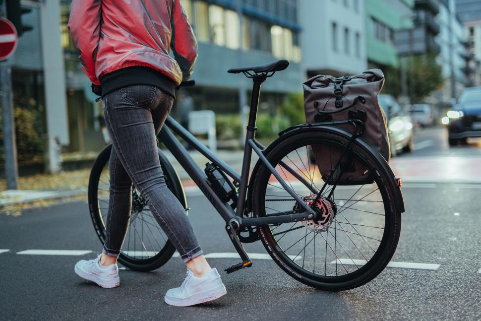 2021 Canyon Commuter 1