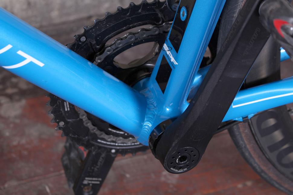 Kinesis Aithein 2016 - bottom bracket.jpg